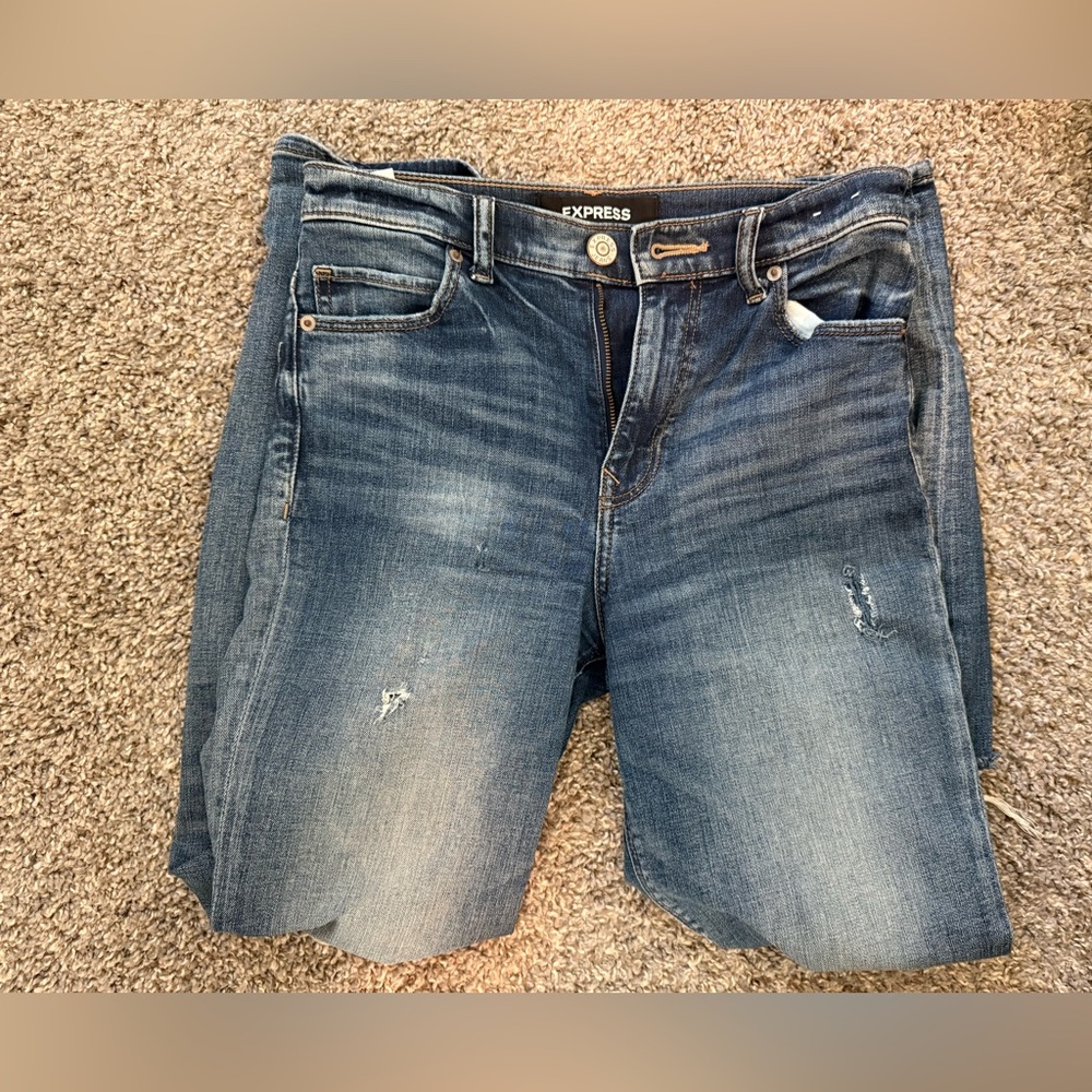 Express Girlfriend High Rise Jeans - Picture 2 of 13